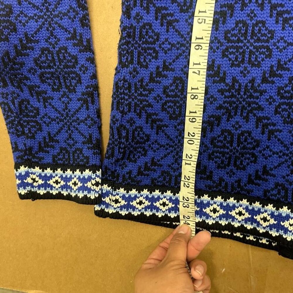 Llbean Women's Blue and Navy Cardigan - Picture 4 of 6